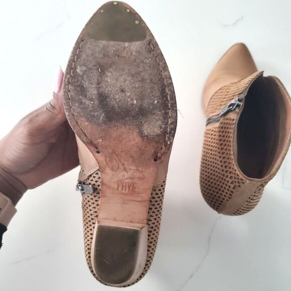 Frye Booties Women's Size 7 Taupe Brown Leather Lace Cutout Ankle Booties Zip-Up - Picture 12 of 13
